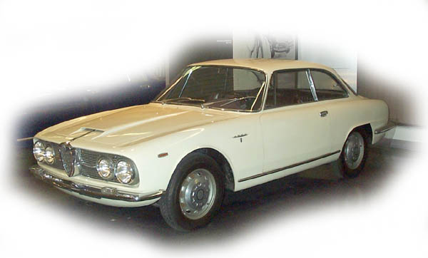 Ein Alfa-Romeo 2600 Sprint von 1962