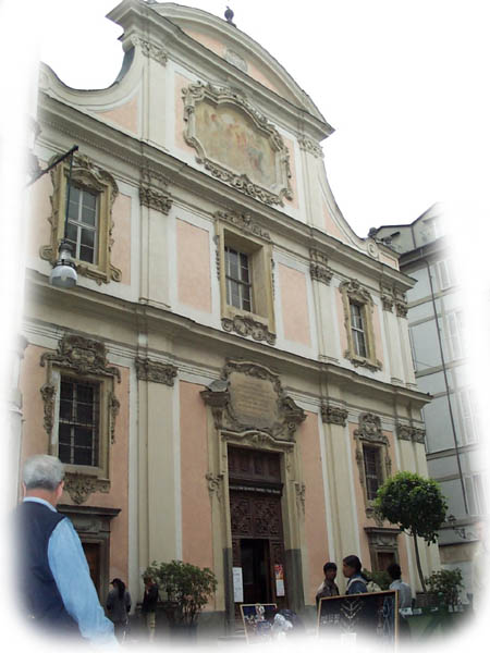 Kirche an der Via Garibaldi, reingehen, staunen